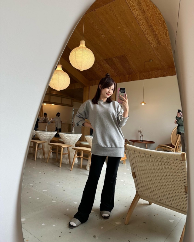 蓝色天空的第二张照片--烟台相亲服务中心