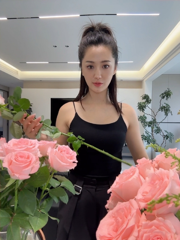 喜糖的第一张照片--烟台相亲服务中心