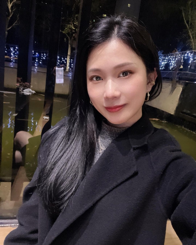 欣欣向荣的第一张照片--烟台相亲服务中心