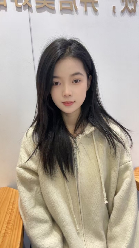 草莓奶昔的第一张照片--烟台相亲服务中心