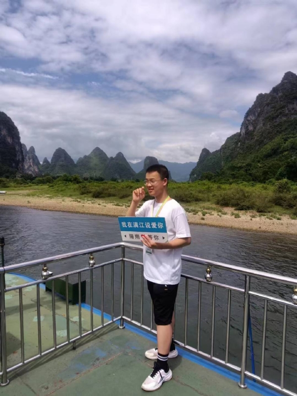 决胜时刻的第三张照片--烟台相亲服务中心