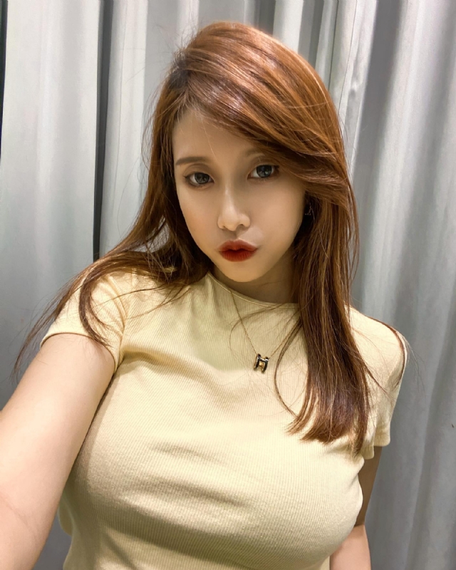 Emily的第一张照片--烟台相亲服务中心