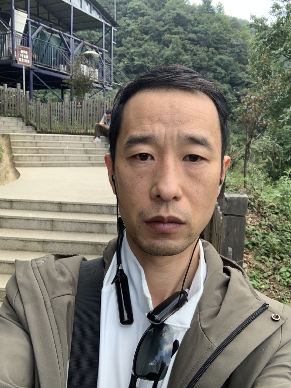 小林的第二张照片--烟台相亲服务中心