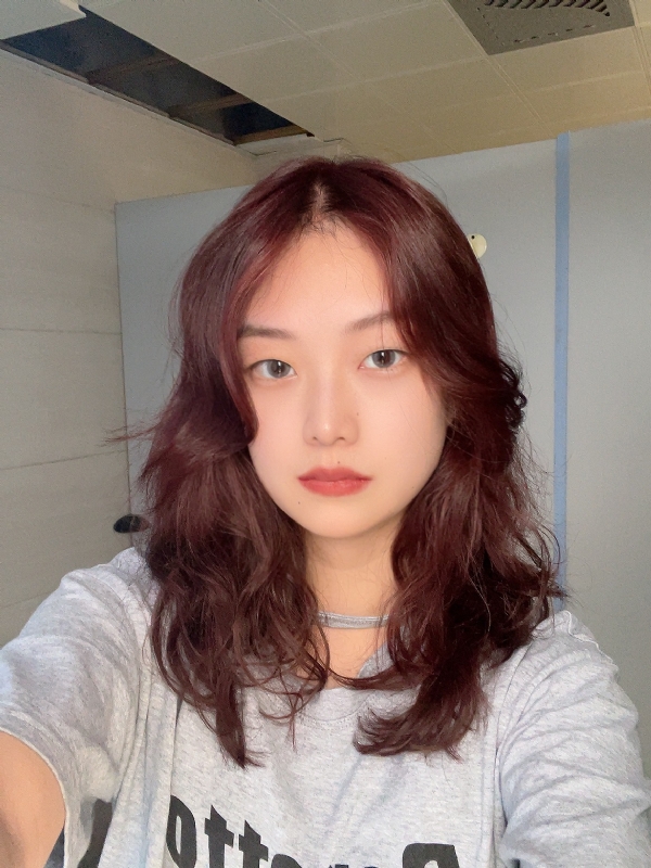 Holy的第二张照片--烟台相亲服务中心