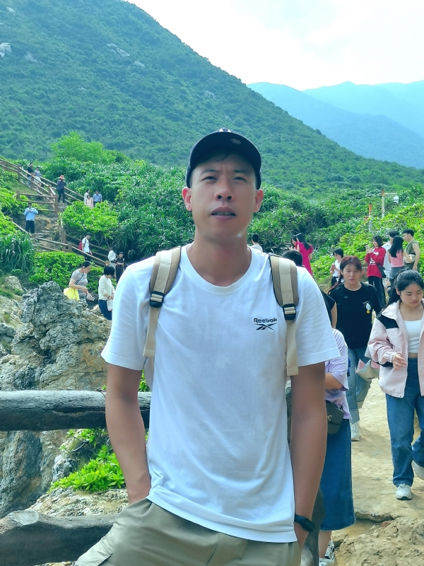 吴生的第一张照片--烟台相亲服务中心