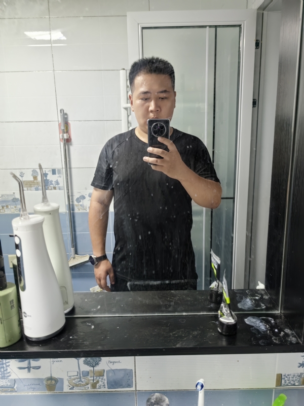 孙老师儿的第一张照片--烟台相亲服务中心