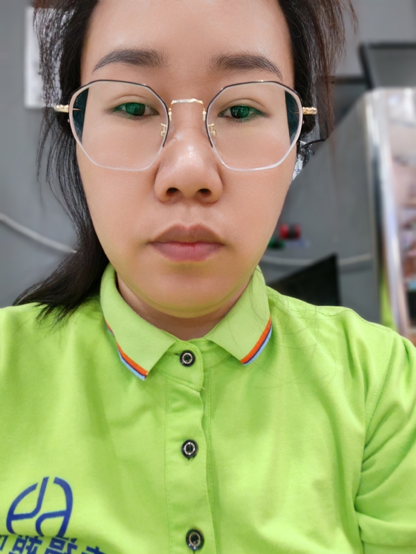 麻花小辫的第一张照片--烟台相亲服务中心