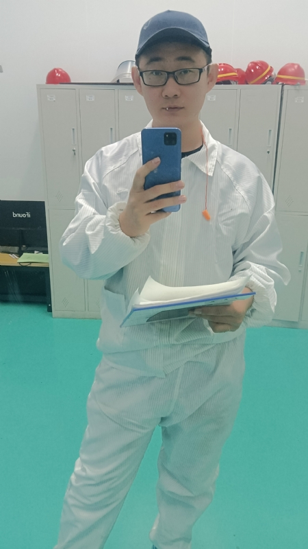 黑黑一笑的第四张照片--烟台相亲服务中心