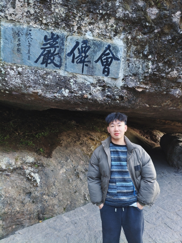 帅邓拖网速的第二张照片--烟台相亲服务中心