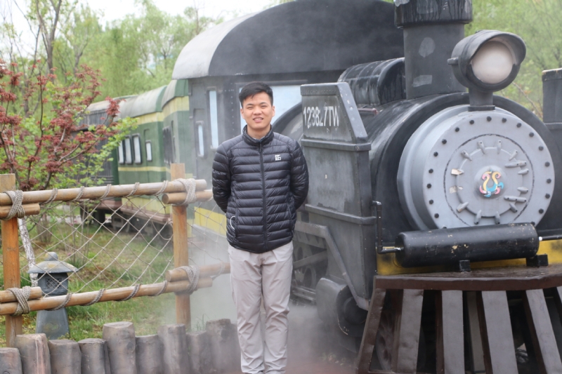 晴天的第一张照片--烟台相亲服务中心