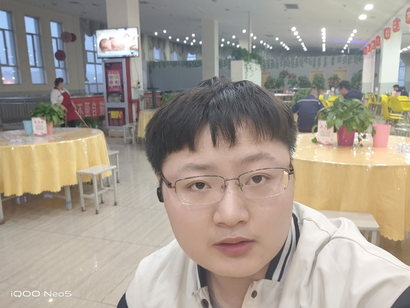 跳楼机的第一张照片--烟台相亲服务中心