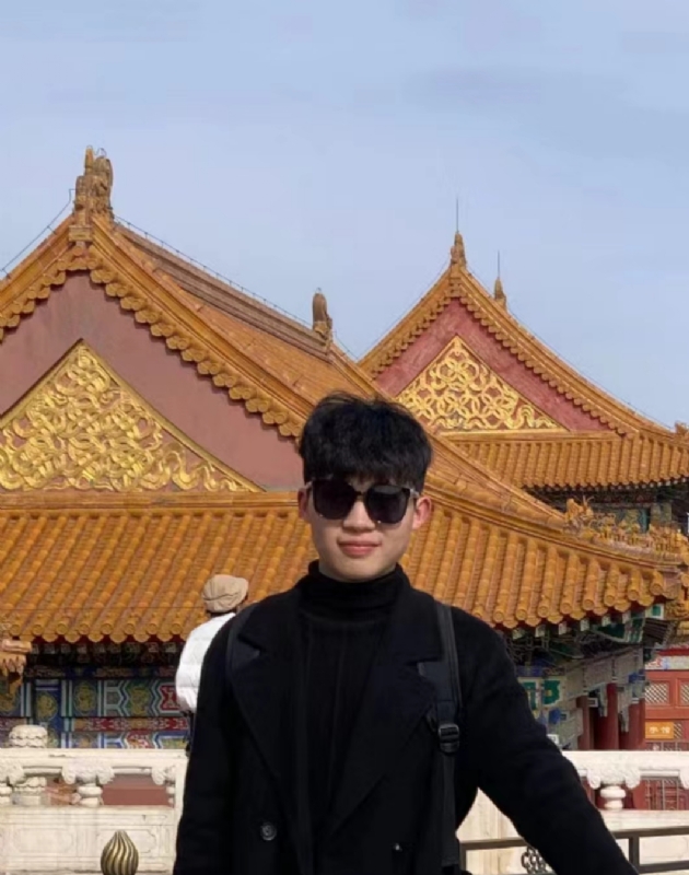 满目星辰的第二张照片--烟台相亲服务中心