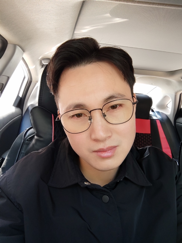 沉默先绅的第一张照片--烟台相亲服务中心