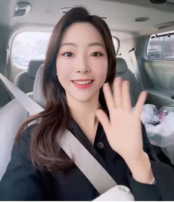 Alice的第一张照片--烟台相亲服务中心