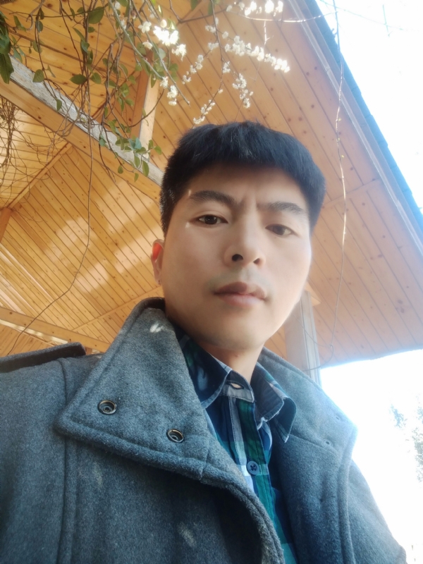 阿明的第二张照片--烟台相亲服务中心