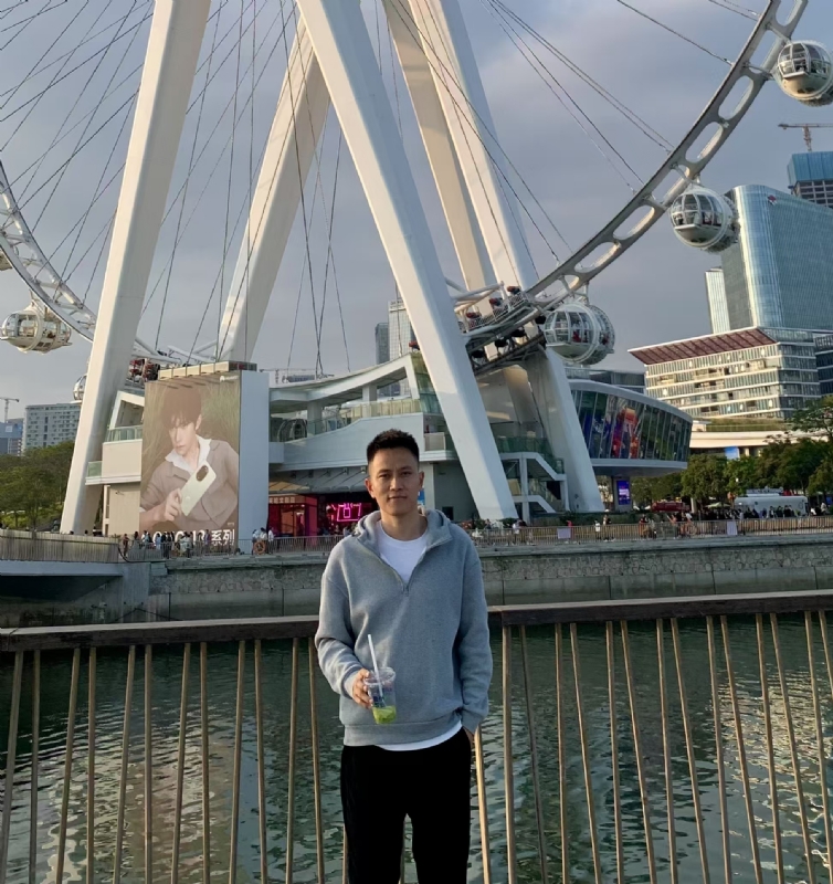 守望者的第一张照片--烟台相亲服务中心