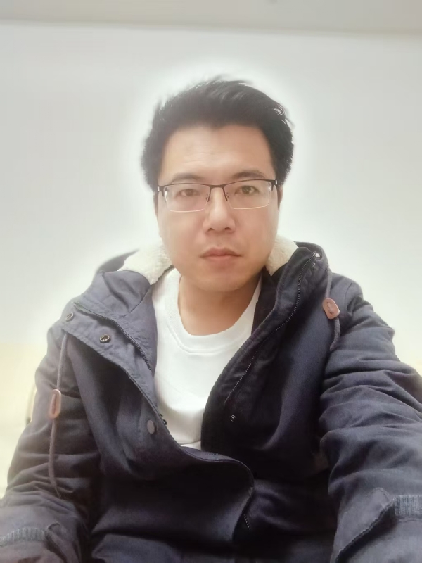 大哥哥的第一张照片--烟台相亲服务中心