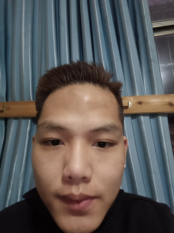 王浩宇的第一张照片--烟台相亲服务中心