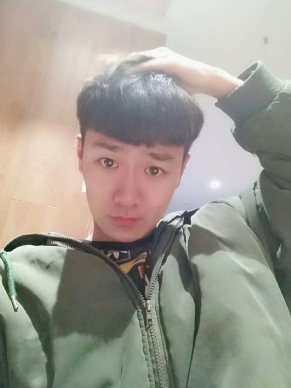 Boom的第一张照片--烟台相亲服务中心