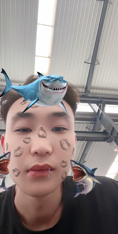 孤独的人的第一张照片--烟台相亲服务中心