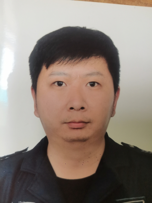 吕嘉的第一张照片--烟台相亲服务中心