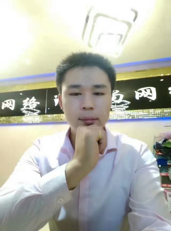 沉默寡言的第一张照片--烟台相亲服务中心