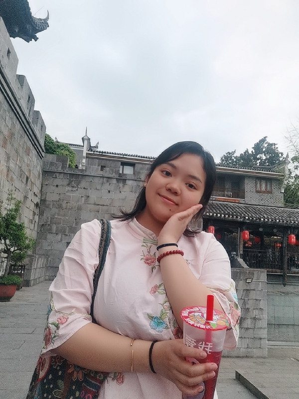 敏兮小沫的第二张照片--烟台相亲服务中心