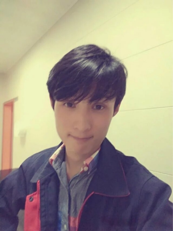 阿龙的第一张照片--烟台相亲服务中心