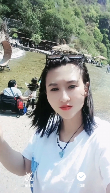 薄荷糖微凉的第三张照片--烟台相亲服务中心