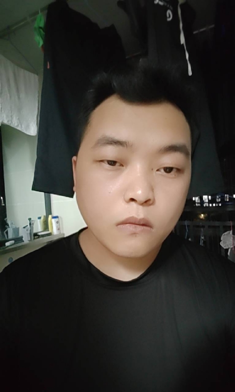 pu往事随风的第一张照片--烟台相亲服务中心