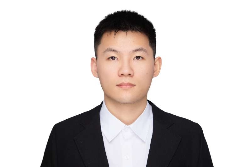 小应的第二张照片--烟台相亲服务中心