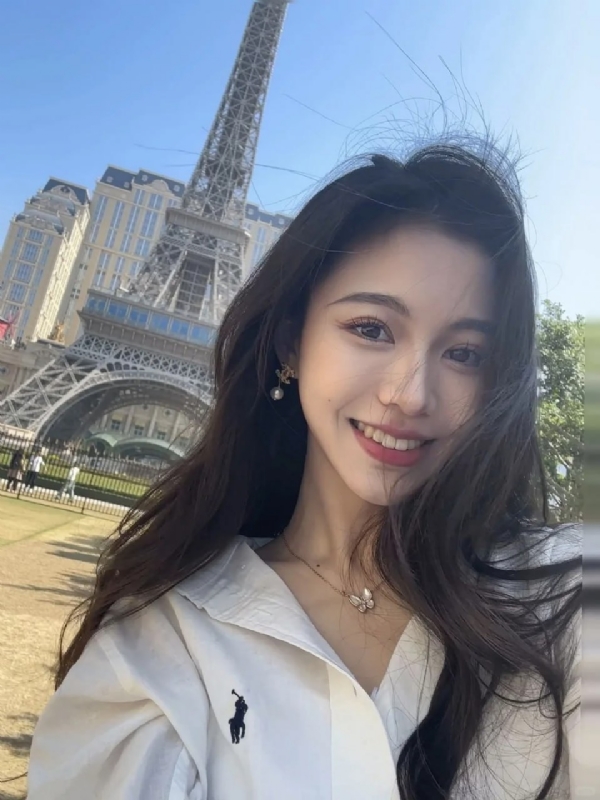 Anna的第一张照片--烟台相亲服务中心