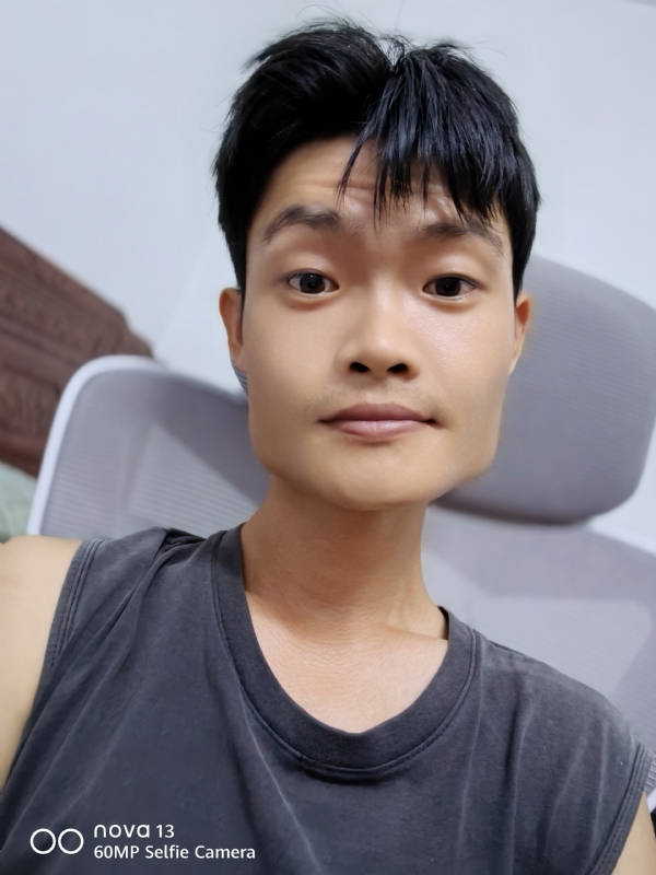 小林的第二张照片--烟台相亲服务中心