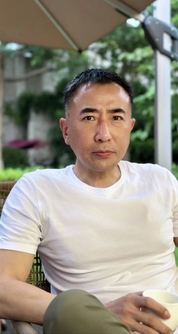 厚德载福的第一张照片--烟台相亲服务中心