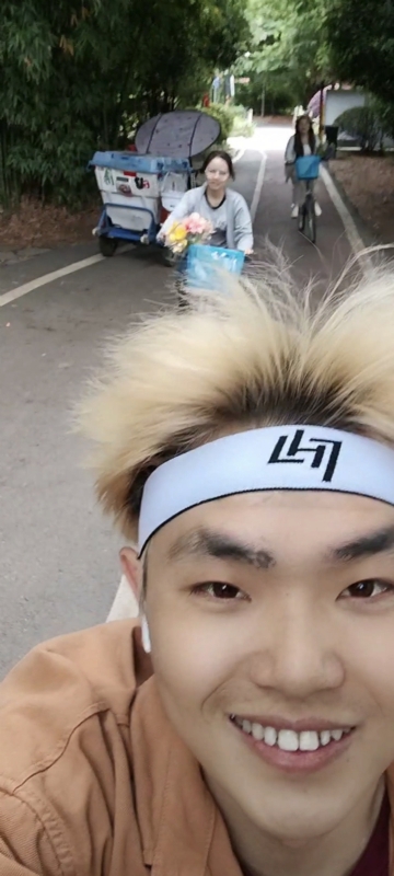 求安稳的第一张照片--烟台相亲服务中心