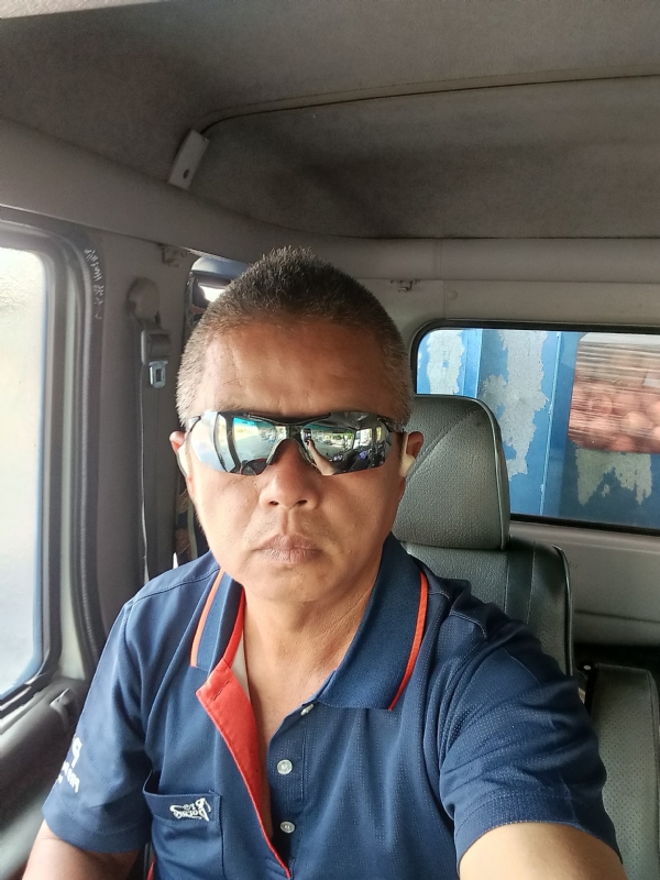 台灣合的第一张照片--烟台相亲服务中心