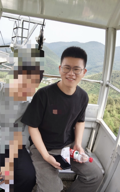 奔奔笨笨的第三张照片--烟台相亲服务中心