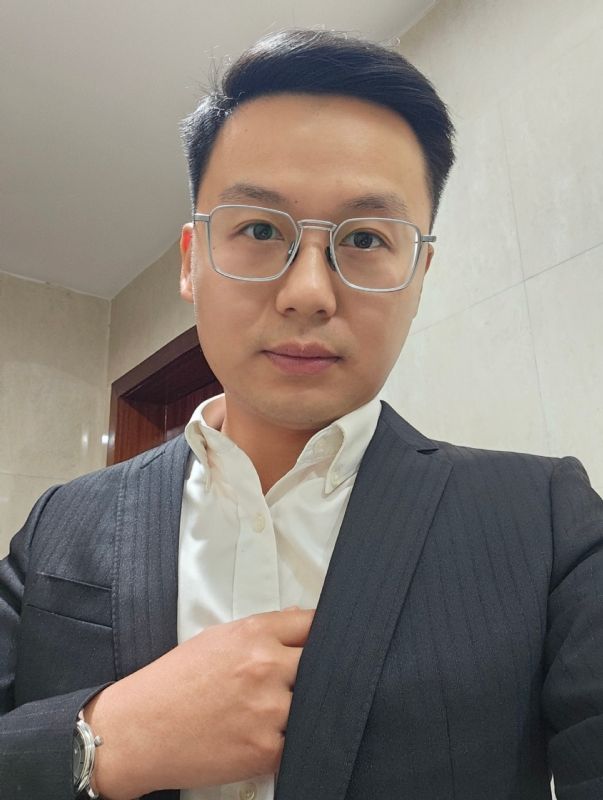 遥望的第一张照片--烟台相亲服务中心