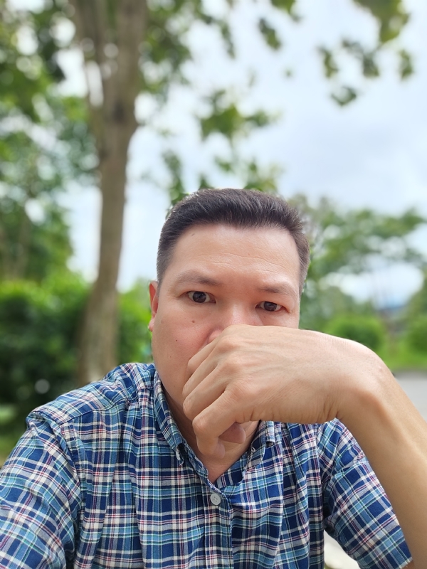 余生有你陪伴的第一张照片--烟台相亲服务中心