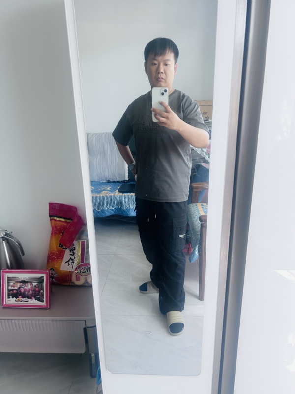 黄先生的第一张照片--烟台相亲服务中心