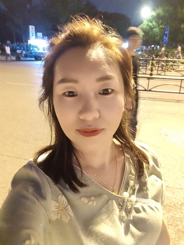 最美的期待的第一张照片--烟台相亲服务中心