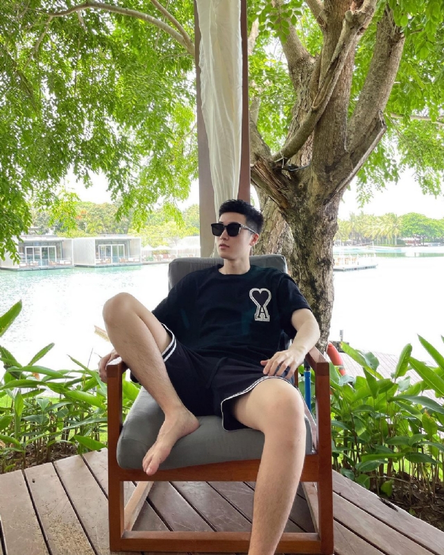 VV的第一张照片--烟台相亲服务中心