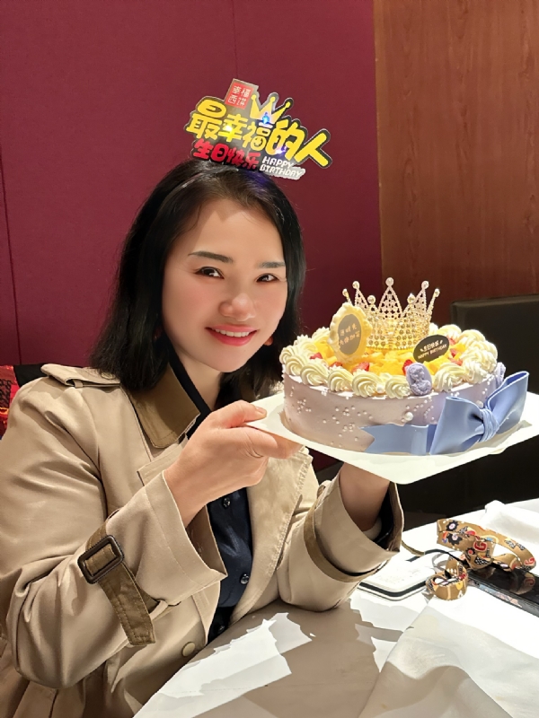 Apple的第一张照片--烟台相亲服务中心