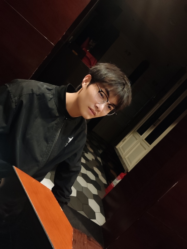 夜听雨的第一张照片--烟台相亲服务中心