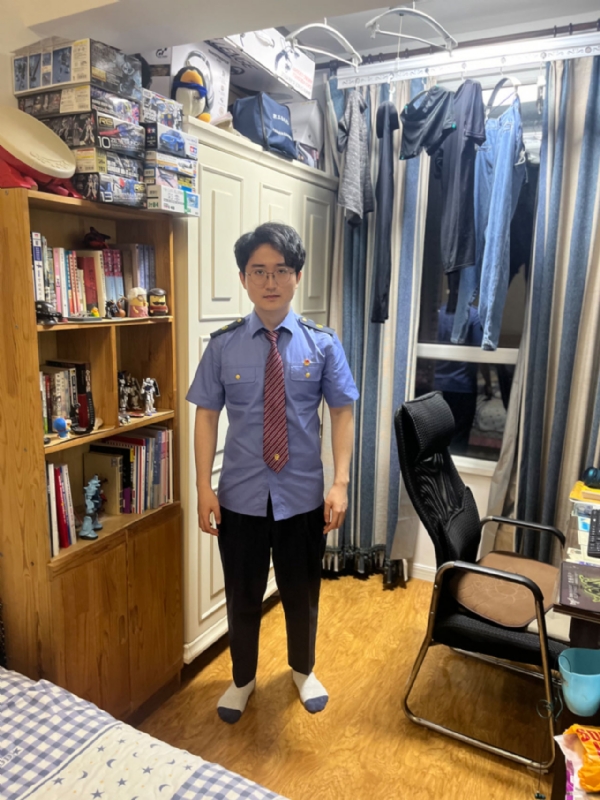 dym的第一张照片--烟台相亲服务中心