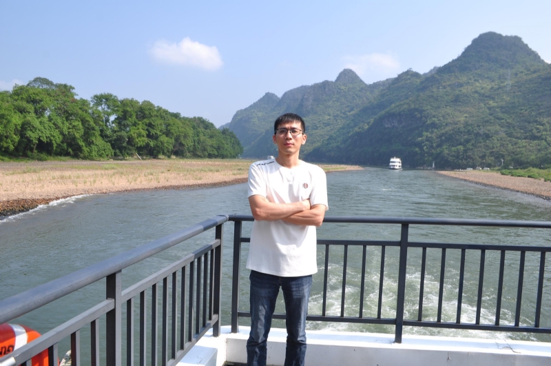 色色猪的第一张照片--烟台相亲服务中心