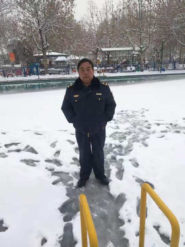 老顽童的第二张照片--烟台相亲服务中心