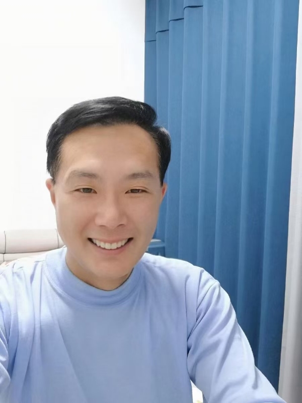 枫叶的第三张照片--烟台相亲服务中心