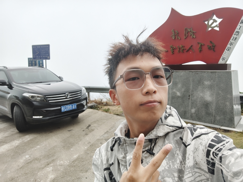 六十一的第一张照片--烟台相亲服务中心