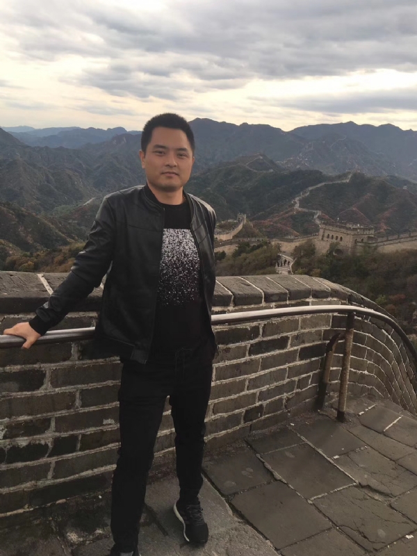 海阔天空的第一张照片--烟台相亲服务中心